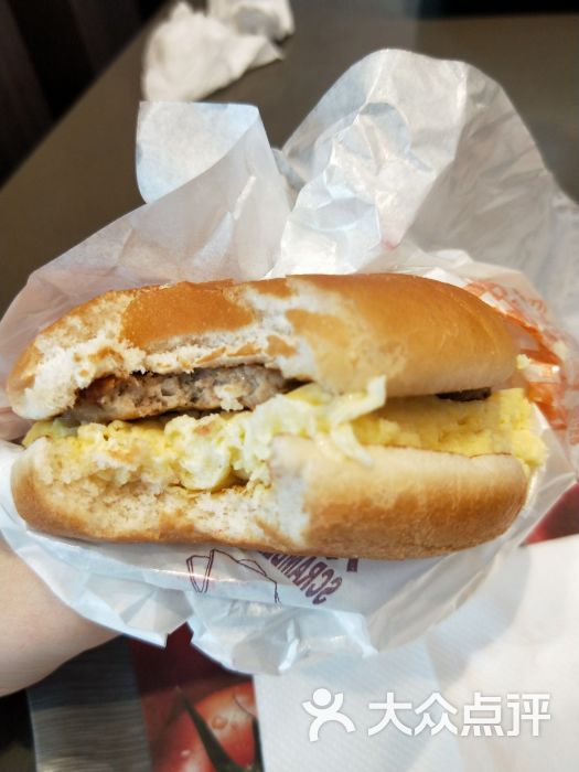 麦当劳(人民南路店)猪柳炒双蛋堡图片 - 第1张