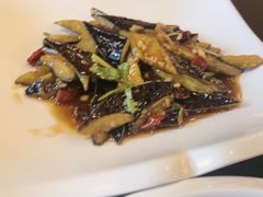 -喜乐餐厅•灯笼虾球首创者•本地小海鲜(二马路店)