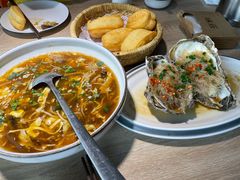 小油条配酸辣汤-味莊·青岛菜(云霄路店)