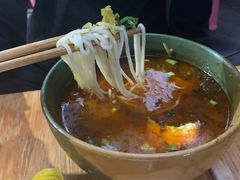 -全家福米线