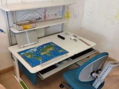 -moll学习桌椅(上海久光百货店)