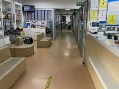 -宠颐生中康贝怡动物医院