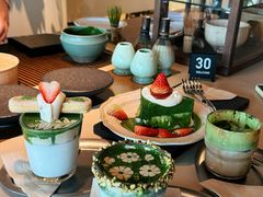 藻泽厚抹开心特调-luutosa  cafe & tea 鹿兔山