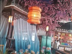 大堂-荷塘秋月·本帮江浙菜(国权路店)