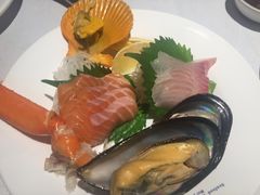 -领鲜活海鲜榴莲自助火锅(东门店)