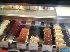 -Dough&Joe团憩(瑞虹天地月亮湾店)