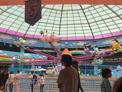 -蓝精灵乐园·世茂精灵之城主题乐园