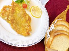 清煎马哈鱼-92°C俄式厨房(中央大街店)