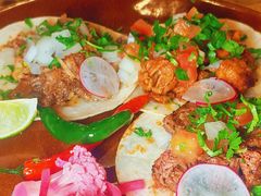-墨纪Mojí墨西哥餐厅(官舍店)