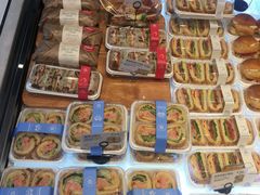-巴黎贝甜(大宁国际商业广场店)