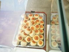 鲜肉月饼-长发西饼(临顿路店)