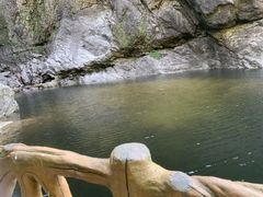 -燕子河大峡谷天坑仙境