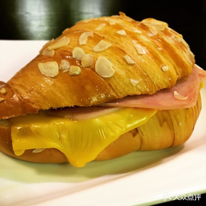 nido coffee芝士火腿可颂图片 - 第5张