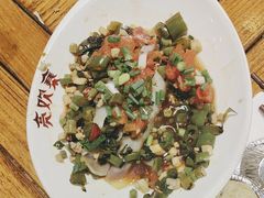 -亮欢寨酸汤鱼(沙冲路店)