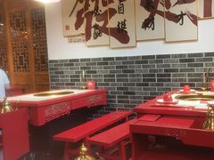 -欠火锅·水牛毛肚·团建聚餐·生日宴(何山路店)