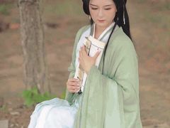 -九月鹰飞汉服摄影工作室