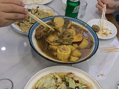 -一口猪海鲜浑锅·东北家常菜