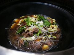 -粘豆包柴火铁锅炖