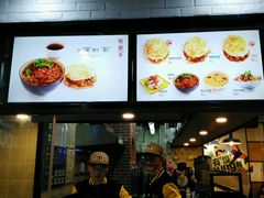 -姑娘手·陕西手工面·肉夹馍(象峰店)