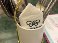 -秘密旅行Bonjour(黑金冠 江南西店)