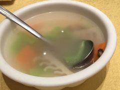 香菇炖鸡汤-龙抄手(春熙路总店)