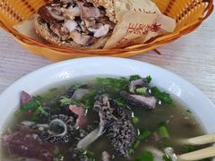 -洪峰浩老北京烧饼夹肉(角门路店)