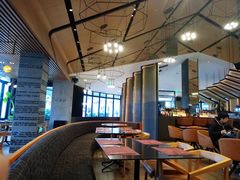 -WOLFGANG PUCK KITCHEN & BAR(迪士尼小镇店)