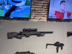 -都市枪神实弹射击俱乐部