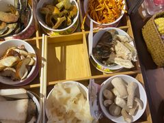-菌自由丨野生菌火锅特色庭院餐厅(丽江古城店)