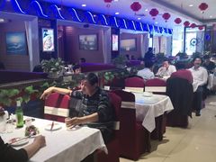 大堂-阿三鱼头泡饼·家常菜