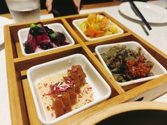 桂花糯米藕-恰八斗·猛火长沙菜(国贸店)