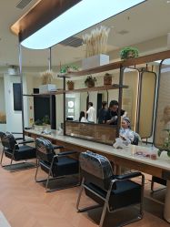 -梵智发型·烫染