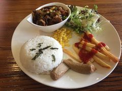 -山有花啡餐厅(常营总店)