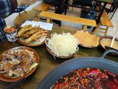 -黄潇洒老火锅(九眼桥宏济巷店)
