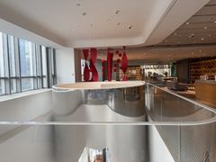 -蔚来中心(北京中关村店)