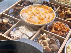 -野菌皇海景野生菌火锅(滨海大道店)