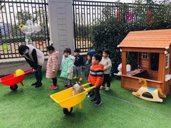 -MuaKids Garden