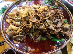 -一品红烧鸭特色川菜(三岔湖店)