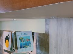 -彳亍咖啡·这里(水湾路店)