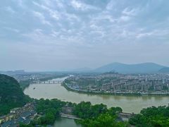-叠彩山景区