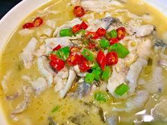 精品酸菜鱼-大鸭梨烤鸭(甘家口店)