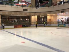-冰纷万象滑冰场(二七万象城店)