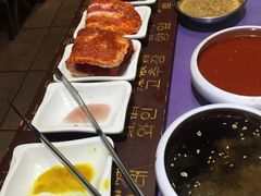 -韩红石板肉(范西路店)