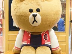 -LINE FRIENDS Garosu-gil Flagship Store