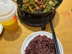 -南城香·饭香串香馄饨香(青年路店)