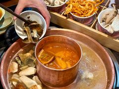 -菌自由丨野生菌火锅特色庭院餐厅(丽江古城店)