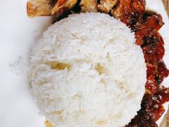 烧鹅煲仔饭-煲煲香快餐(南京路店)