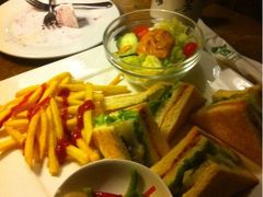 辣味金枪鱼三明治-雕刻时光咖啡馆(交大店)