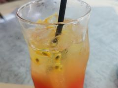 -穹六人间 people 6(岳阳路店)