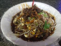 -海口骑楼小吃街